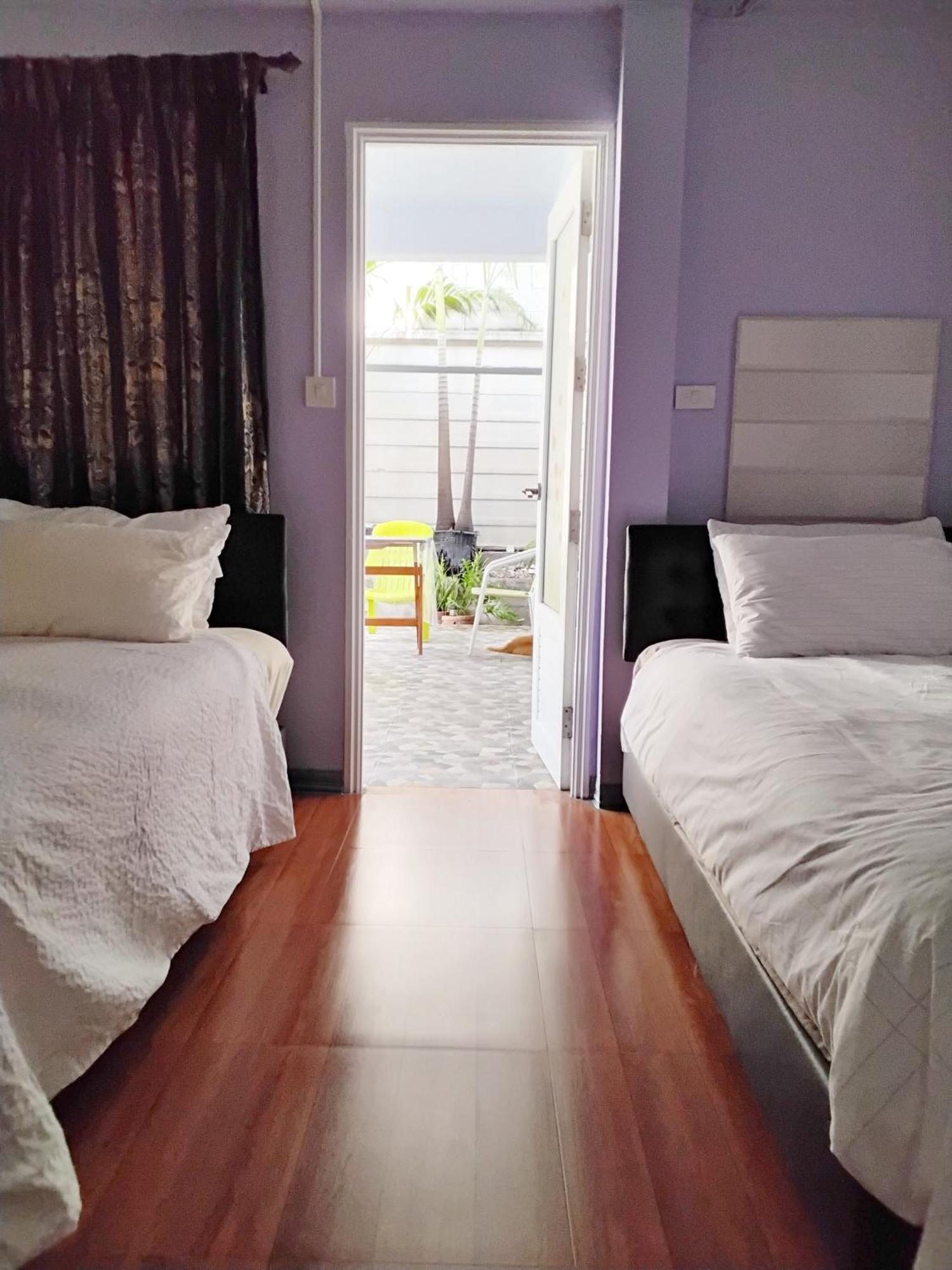 Mango Tree Guestroom Bangkok Kültér fotó